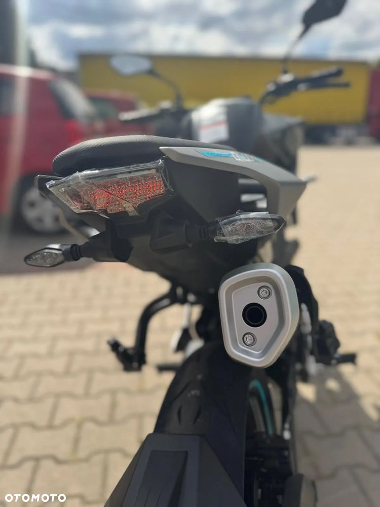 CFMoto NK - 10