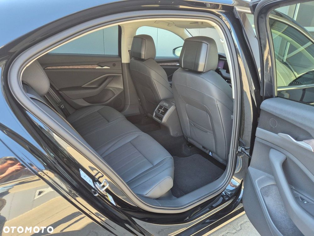 Skoda Superb 2.0 TDI SCR 4x4 L&K DSG - 15