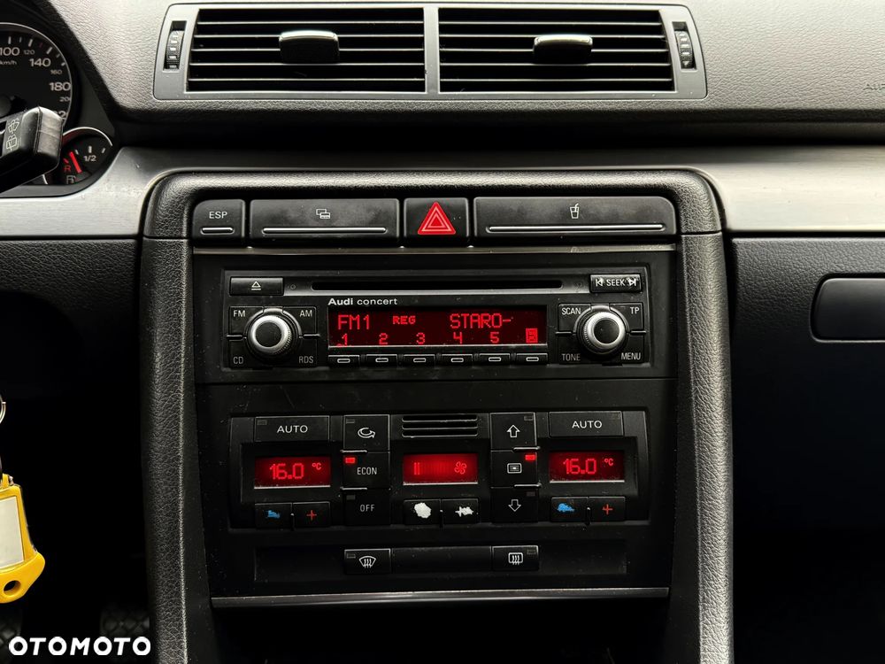 Audi A4 Avant 2.0 TDI - 20