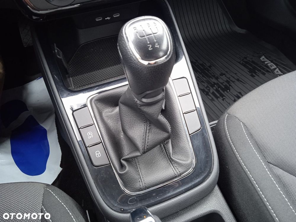 Skoda Fabia 1.0 TSI Selection - 20