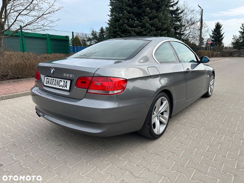 BMW Seria 3 325i - 9