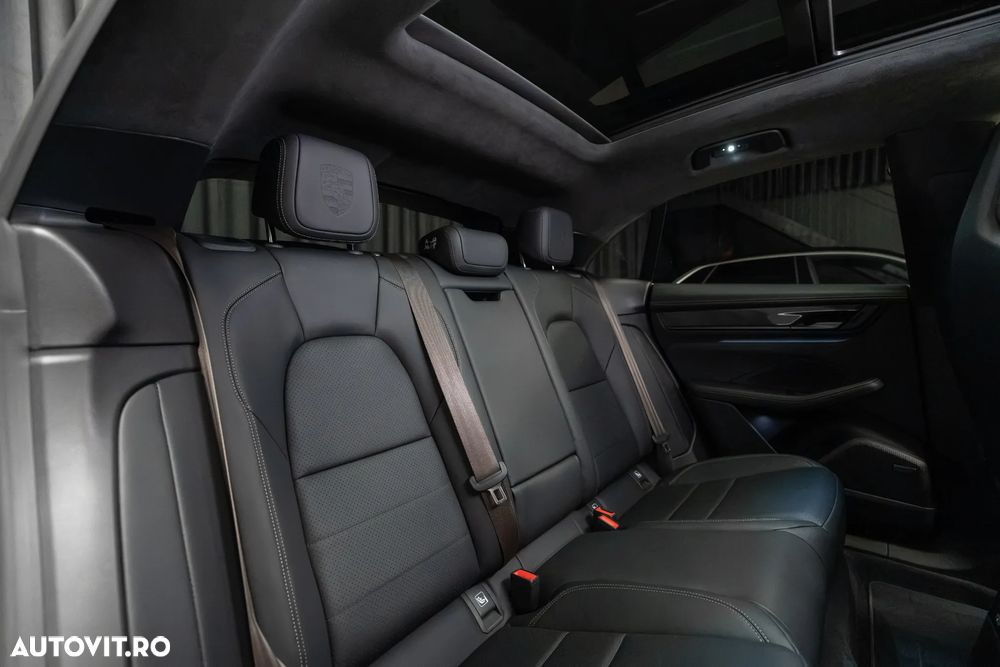 Porsche Macan Turbo 100 kWh - 34