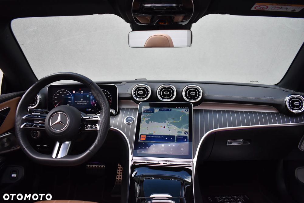 Mercedes-Benz CLE 300 4Matic Cabrio 9G-TRONIC - 16