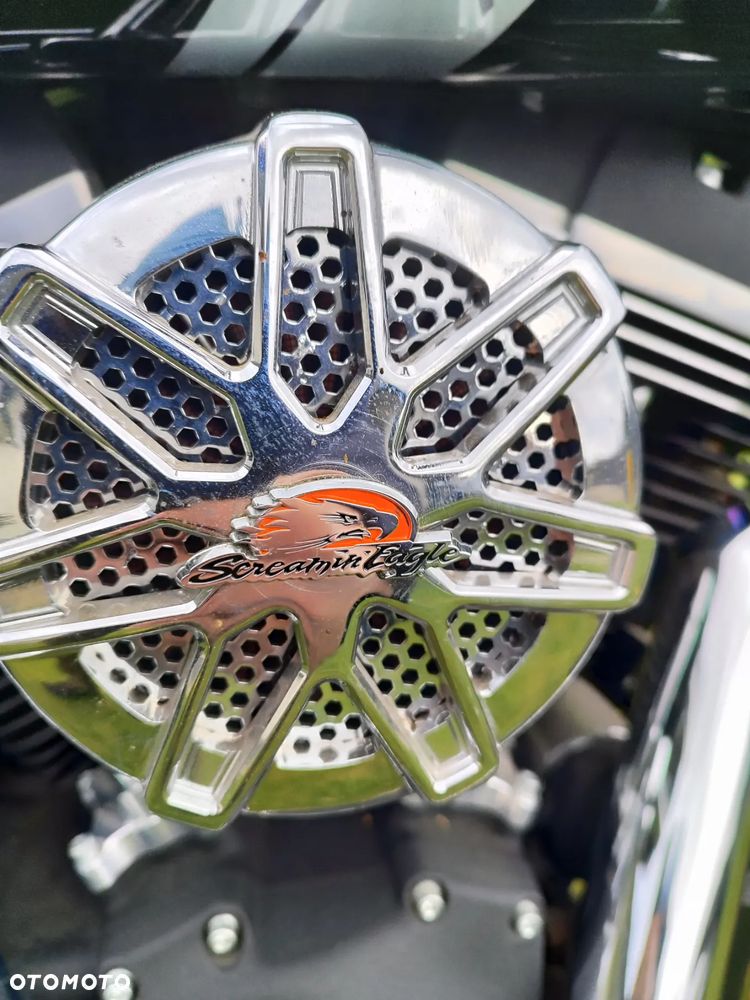 Harley-Davidson Dyna Fat Bob - 9