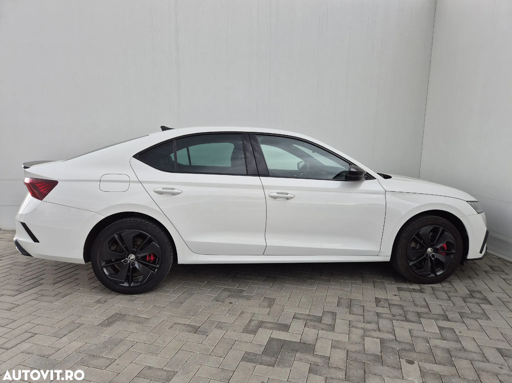 Skoda Octavia 1.4 TSI iV DSG RS - 6