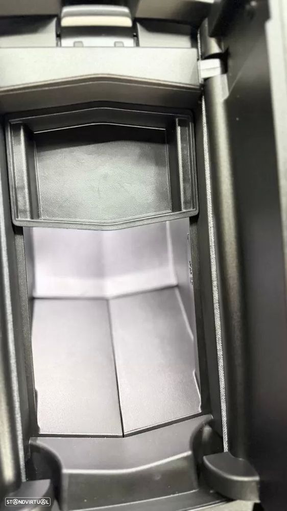 Peugeot E-3008 73 kWh GT - 21