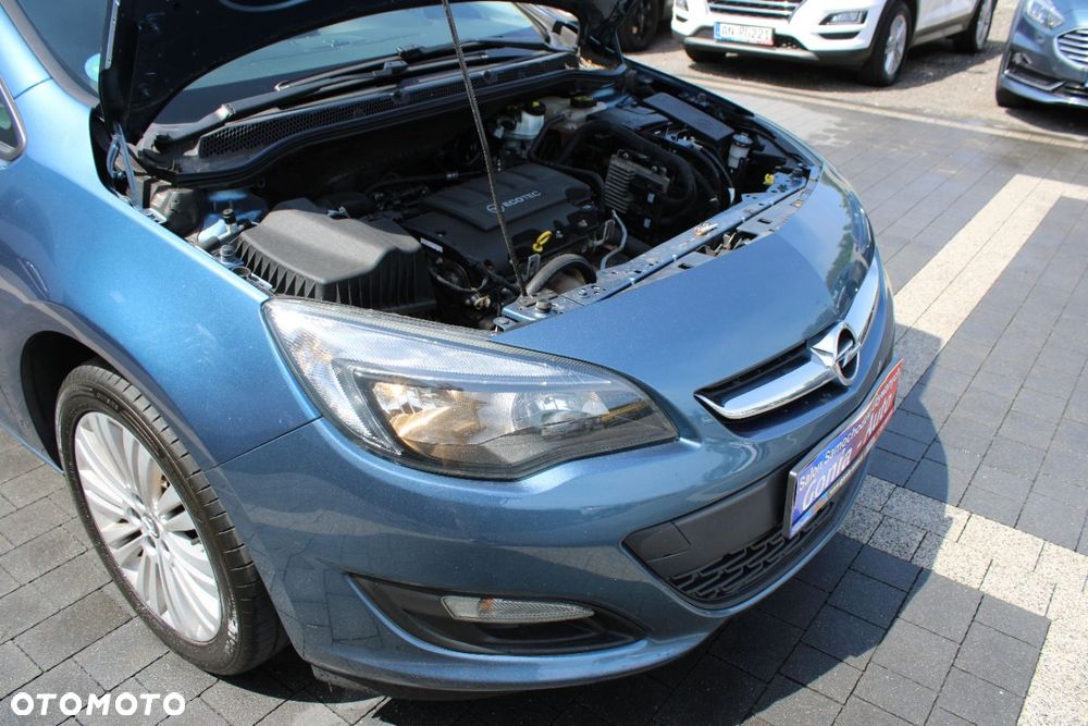 Opel Astra - 11