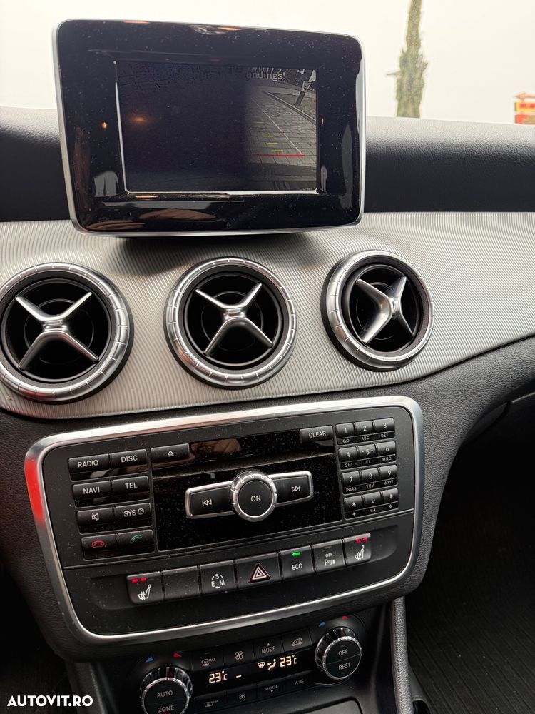 Mercedes-Benz CLA - 16