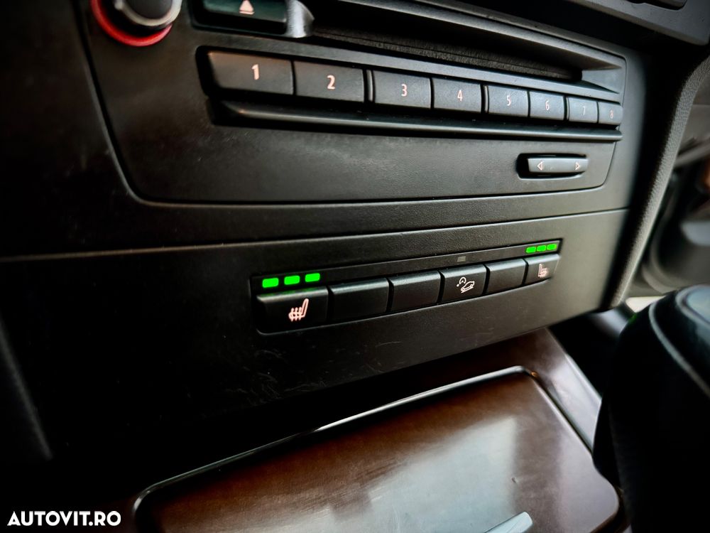 BMW Seria 3 320d xDrive DPF Aut. - 19
