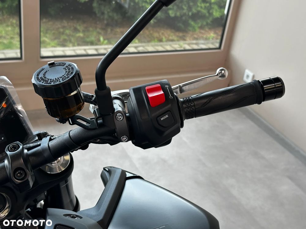 Yamaha MT - 8