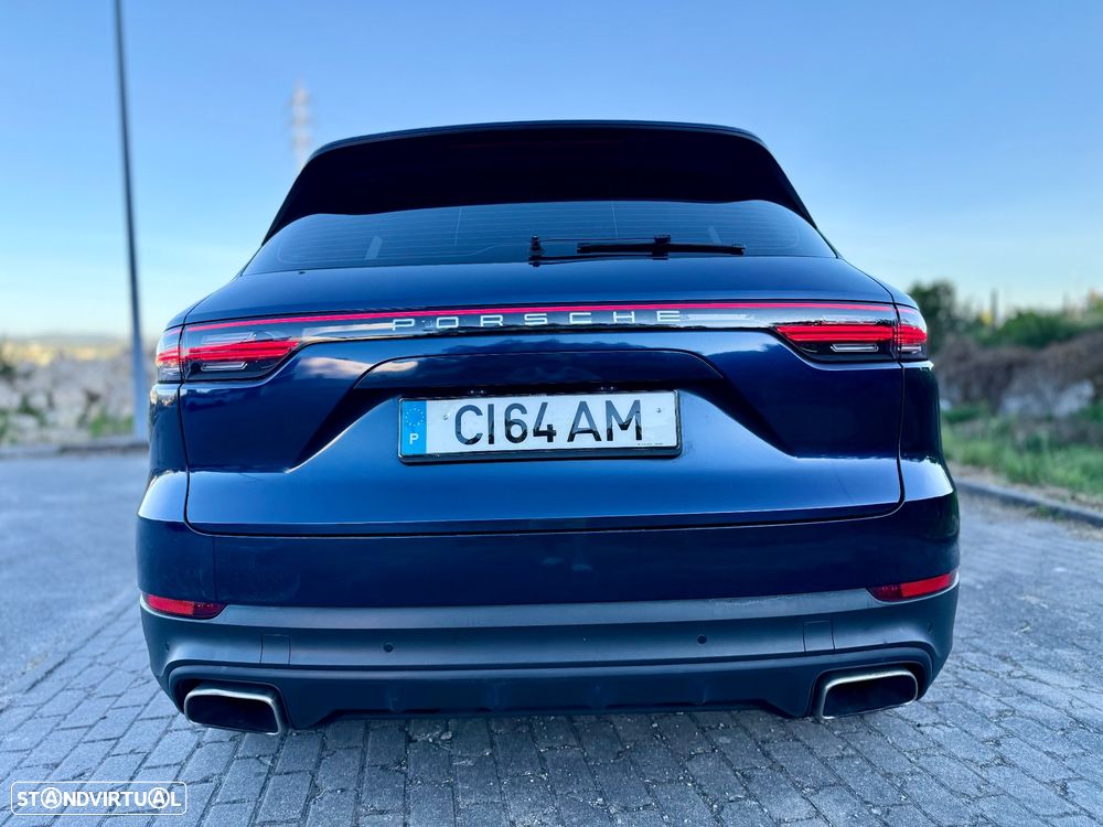 Porsche Cayenne E-Hybrid Tiptronic S Platinum Edition - 6