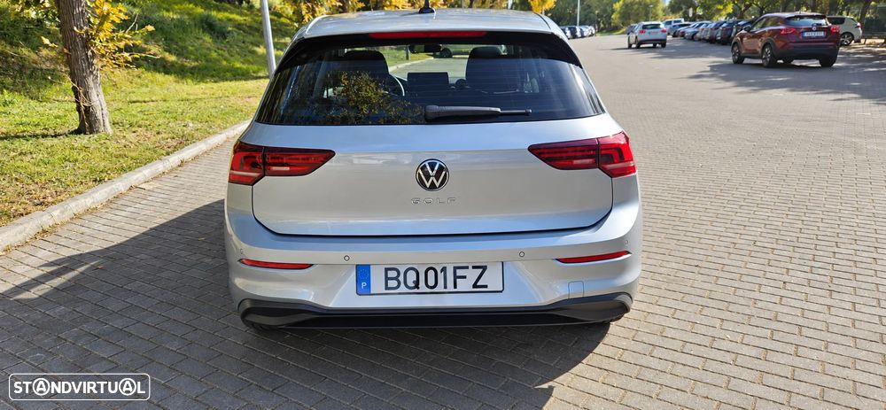 Volkswagen Golf 2025 photo 4