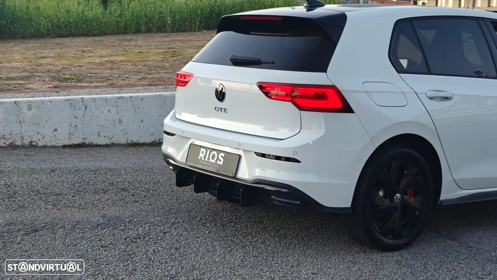 Volkswagen Golf 1.4 eHybrid OPF DSG GTE — fotografia 14