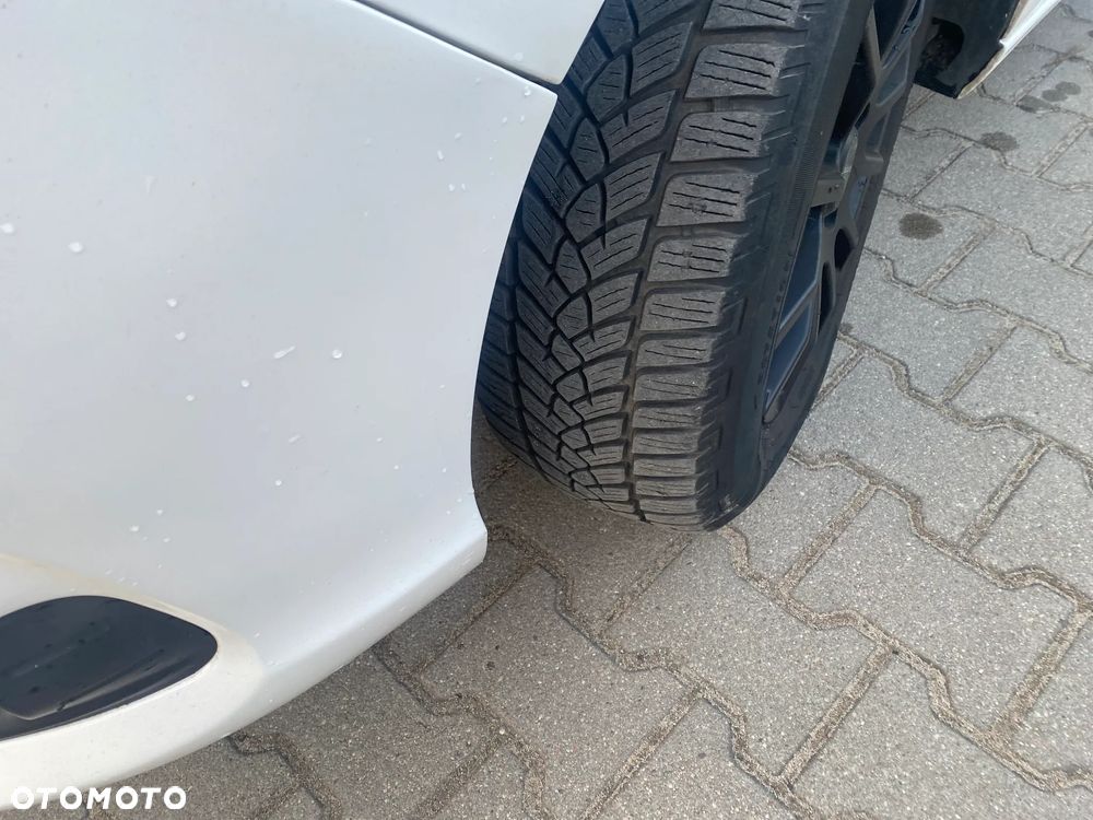 Citroën C4 HDi 90 Attraction - 4