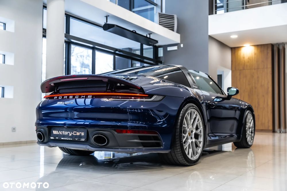 Porsche 911 Targa 4 - 18