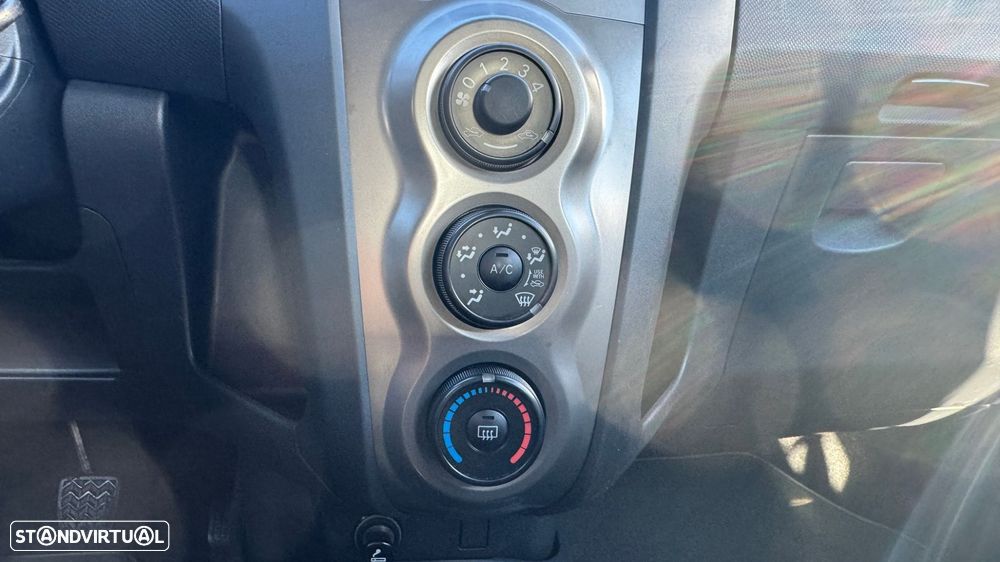 Toyota Yaris 1.0 VVT-i Comfort+AC - 32