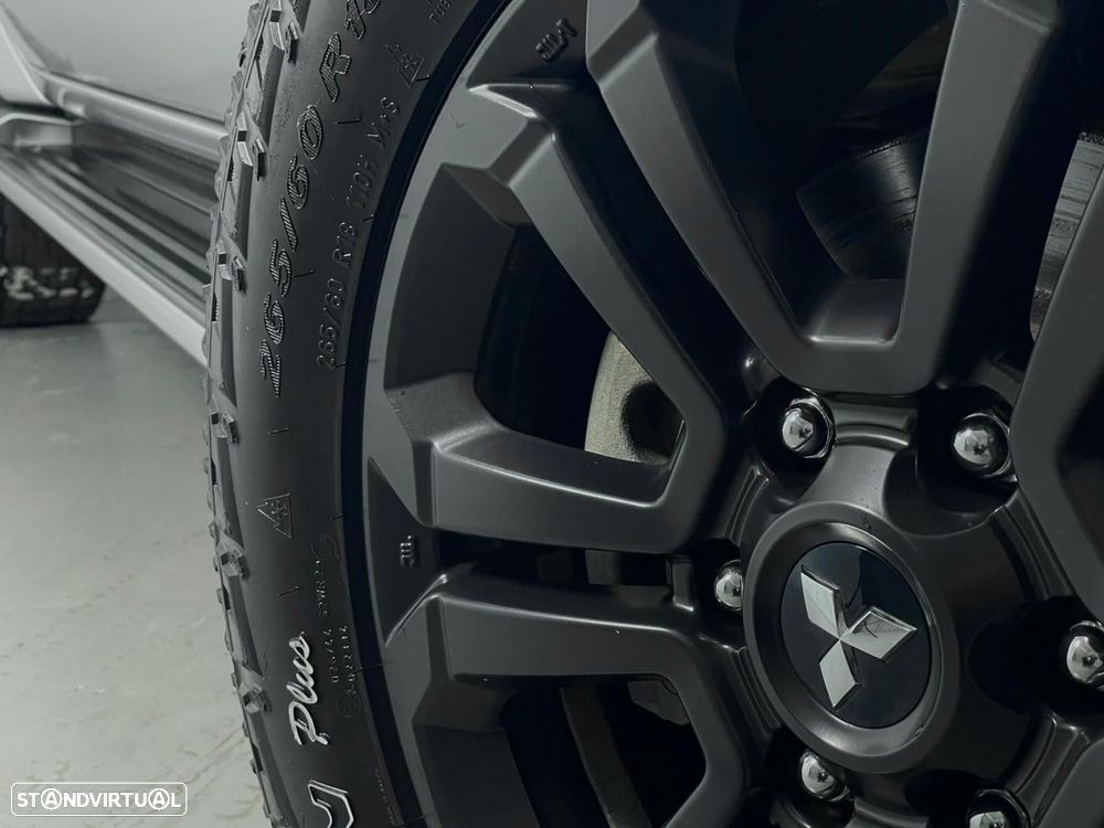 Mitsubishi L200 2.3 DI-D Strakar Space Cab Connect Edition 4WD - 7