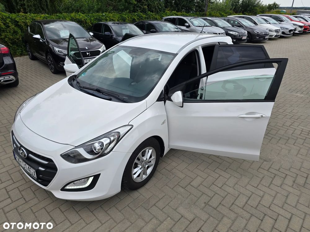 Hyundai i30 - 32
