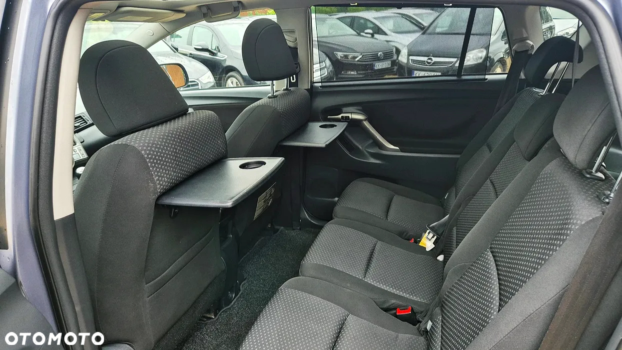 Toyota Verso 1.8 Premium EU5 7os - 29