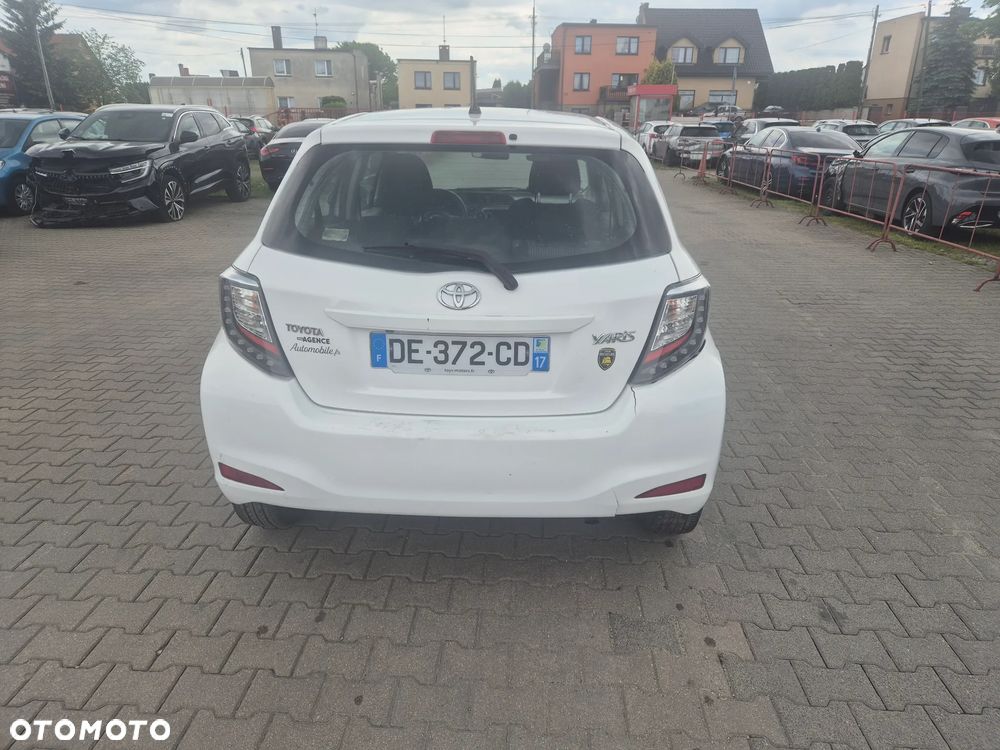 Toyota Yaris 1.4 D-4D Comfort - 10