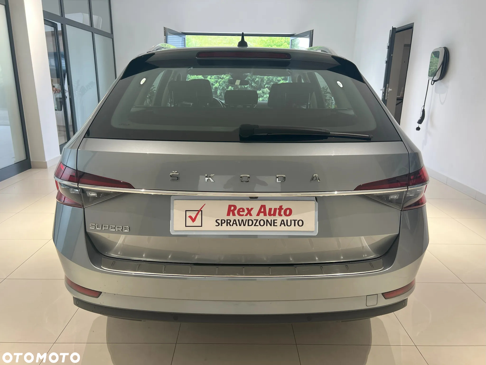 Skoda Superb 1.5 TSI Ambition DSG - 8