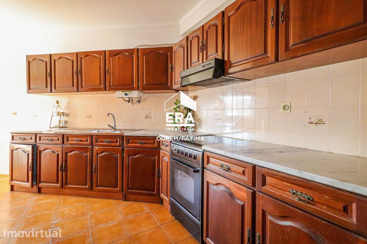 Apartamento T3 no centro da cidade Ourém. - Grande imagem: 2/18