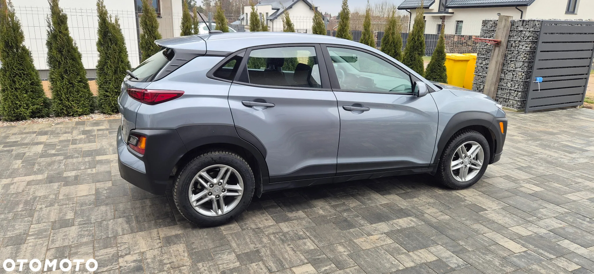 Hyundai Kona - 16