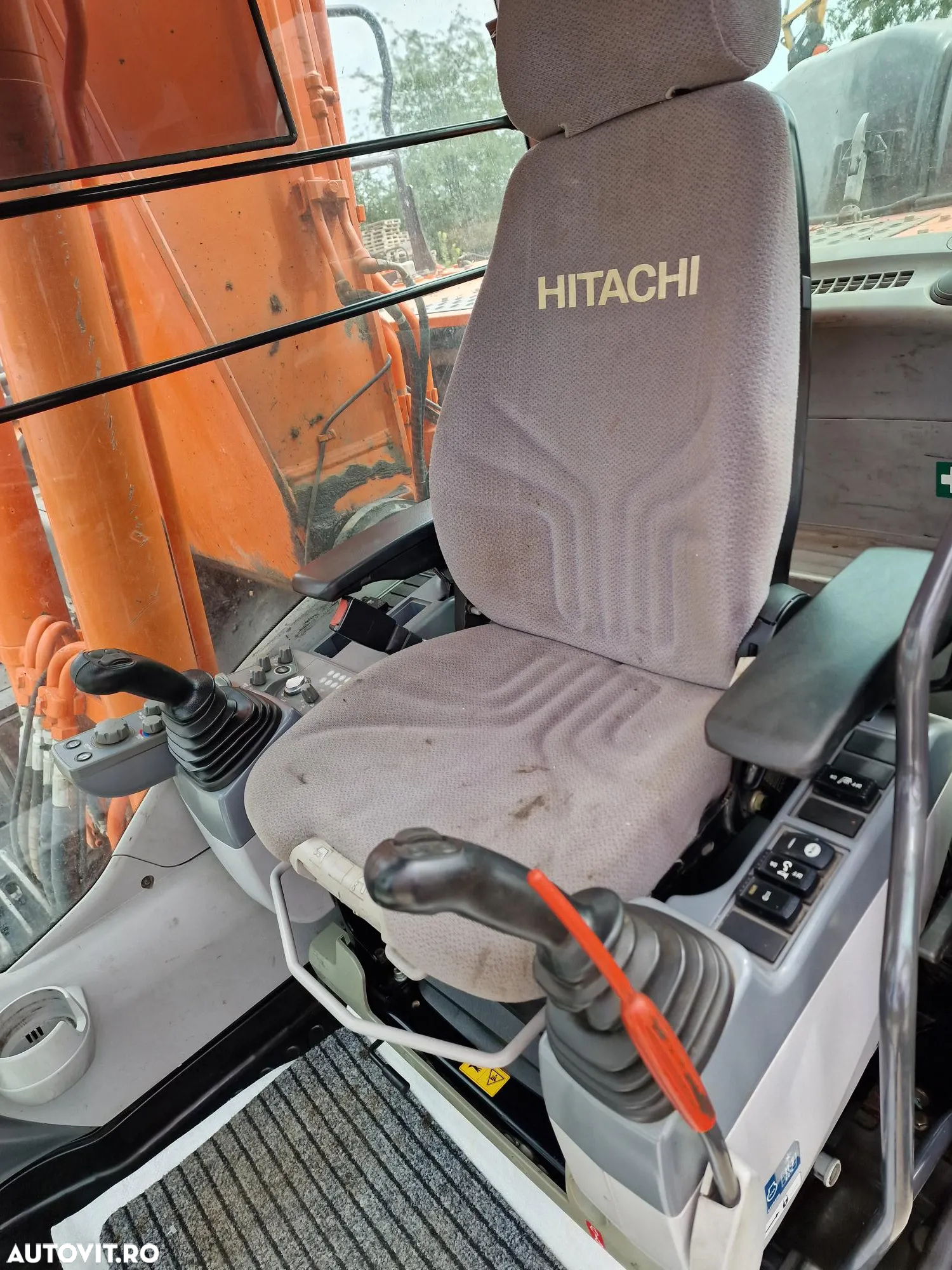 Hitachi ZX250LCN-6, 2016, 8.800h, latime 2,99m, inst picon, a doua inst hidr, gresare automata, protectie cabina, posibilitate leasing, PROMOTIE 77900 EUR+Tva - 21