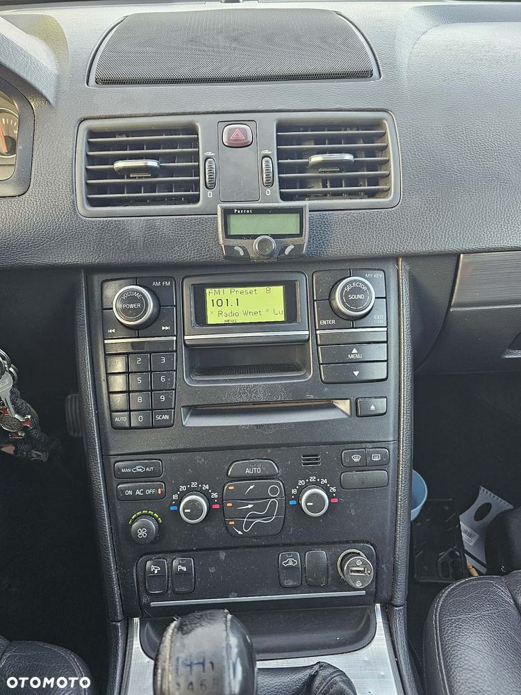 Volvo XC 90 - 16