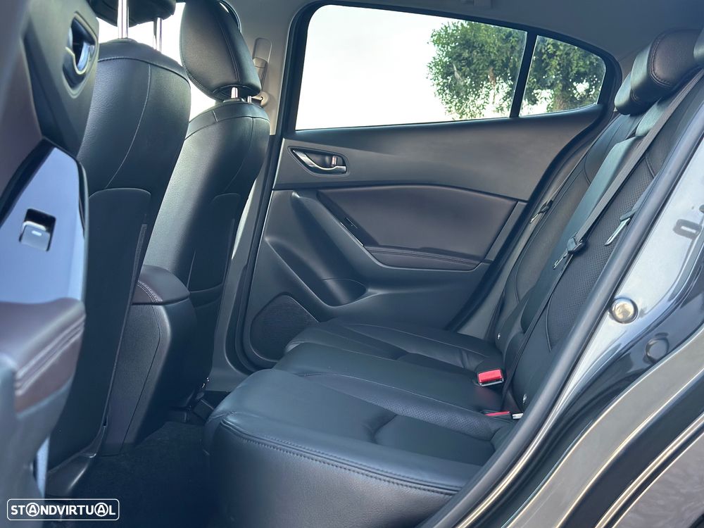 Mazda 3 Hatchback 1.5 Sky-D Excellence Pack Leather - 21