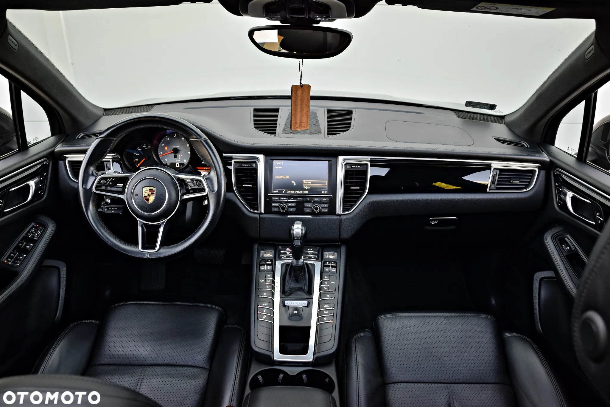 Porsche Macan S - 7