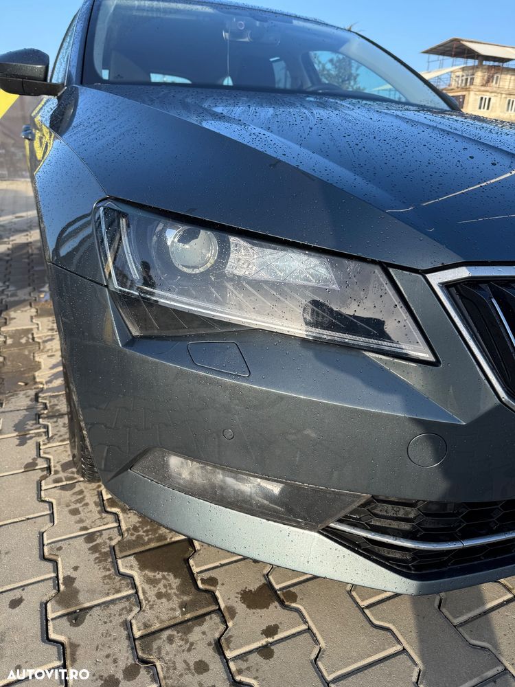 Skoda Superb 2.0 TDI DSG Style - 3