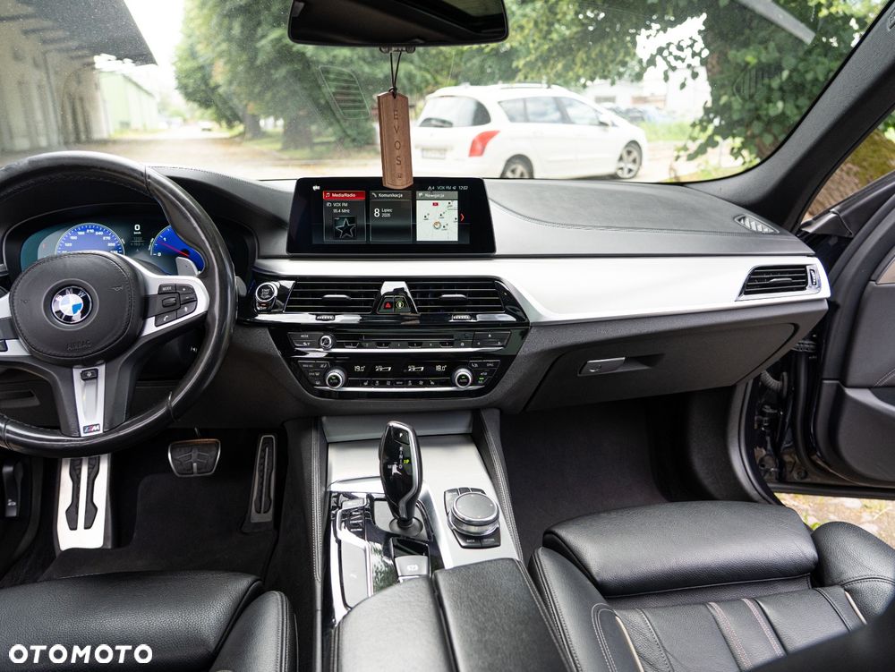 BMW Seria 5 530d xDrive M Sport sport - 21