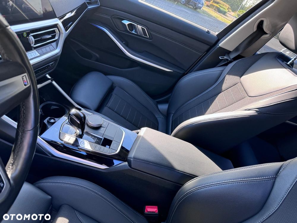 BMW Seria 3 318d mHEV - 7