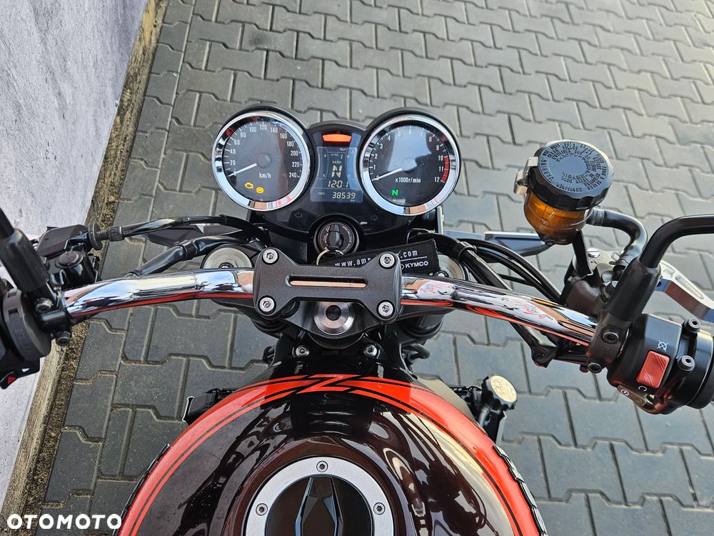 Kawasaki Z 900 RS - 8