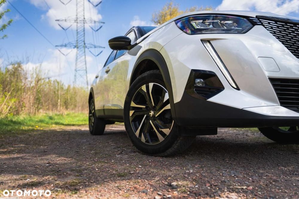 Peugeot 2008 - 11
