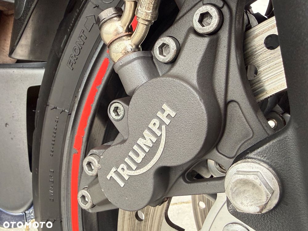 Triumph Sprint - 35
