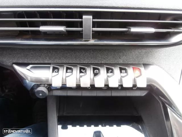 Peugeot 3008 1.5 BlueHDi Active Pack - 19