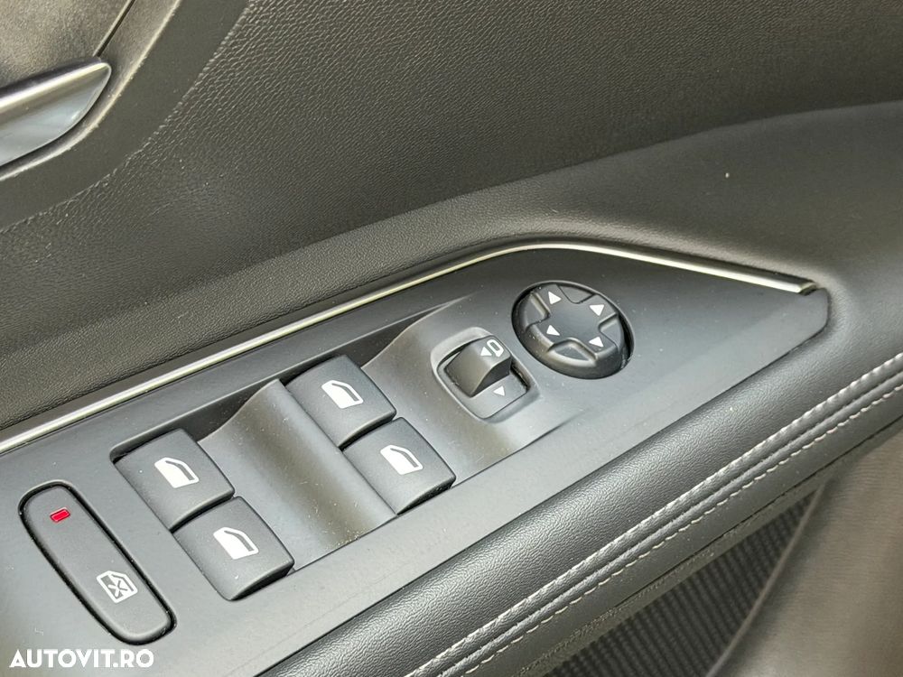 Peugeot 5008 PureTech 130 EAT8 Stop & Start GT - 24