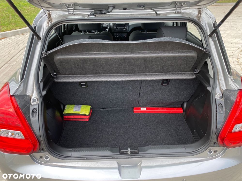 Suzuki Swift 1.2 Dualjet SHVS Premium Plus - 21