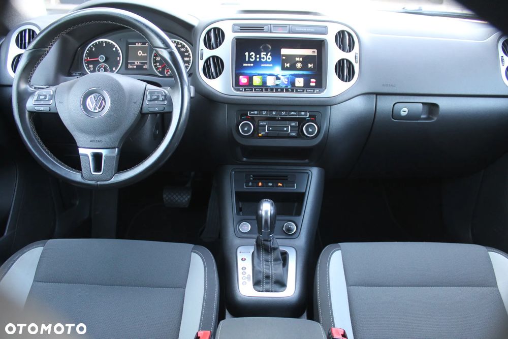 Volkswagen Tiguan 2.0 TDI DPF 4Motion BlueMotion Technology DSG Sport & Style - 18
