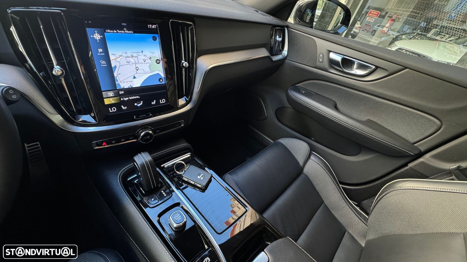 Volvo V60 2.0 T6 AWD TE R-Design - 17