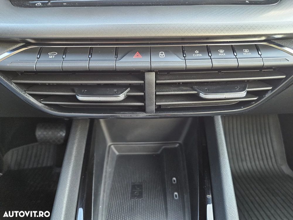 Skoda Octavia 2.0 TDI DSG Ambition - 17