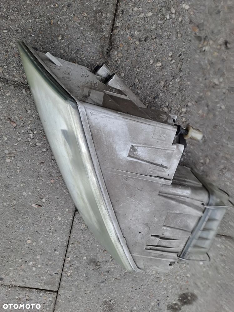 Skoda Octavia II lampy xenon lewa prawa i inne EU - 5