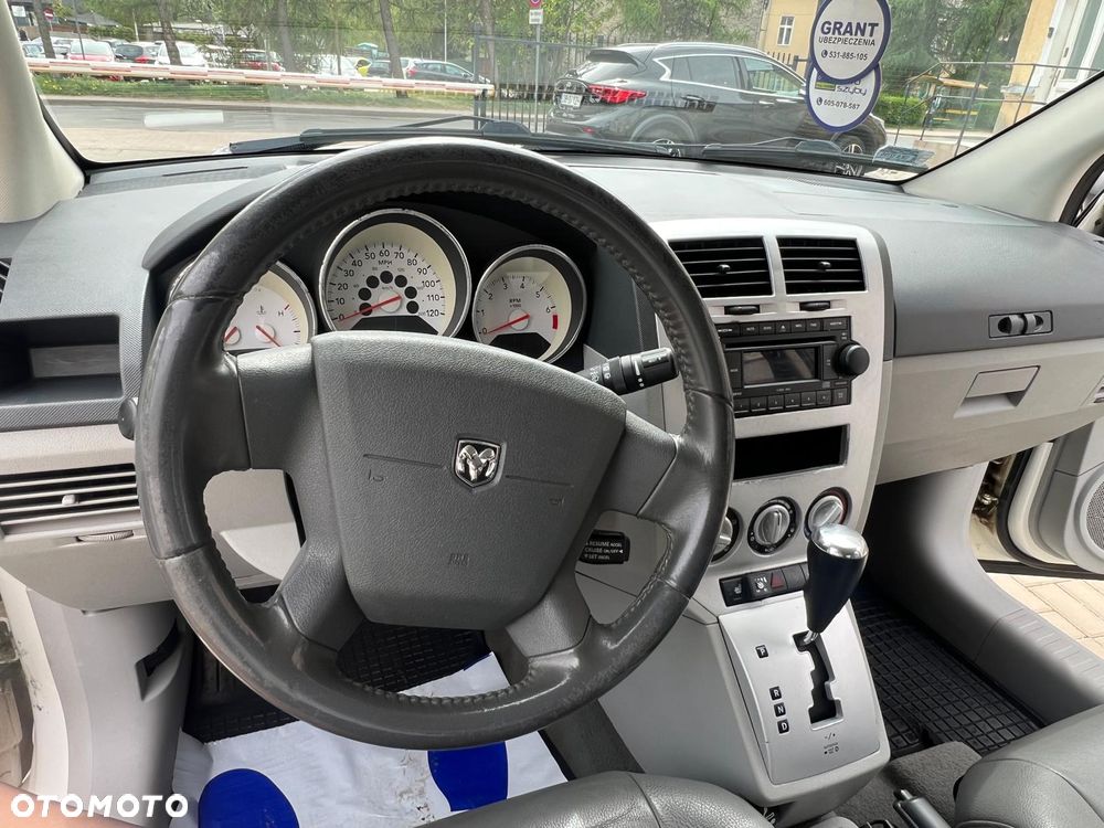 Dodge Caliber - 5