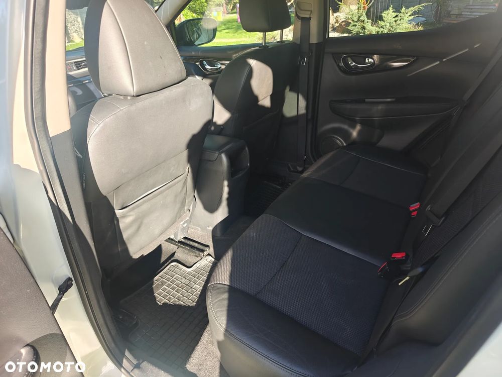 Nissan Qashqai 1.6 DCi 4x4 Tekna EU6 - 3