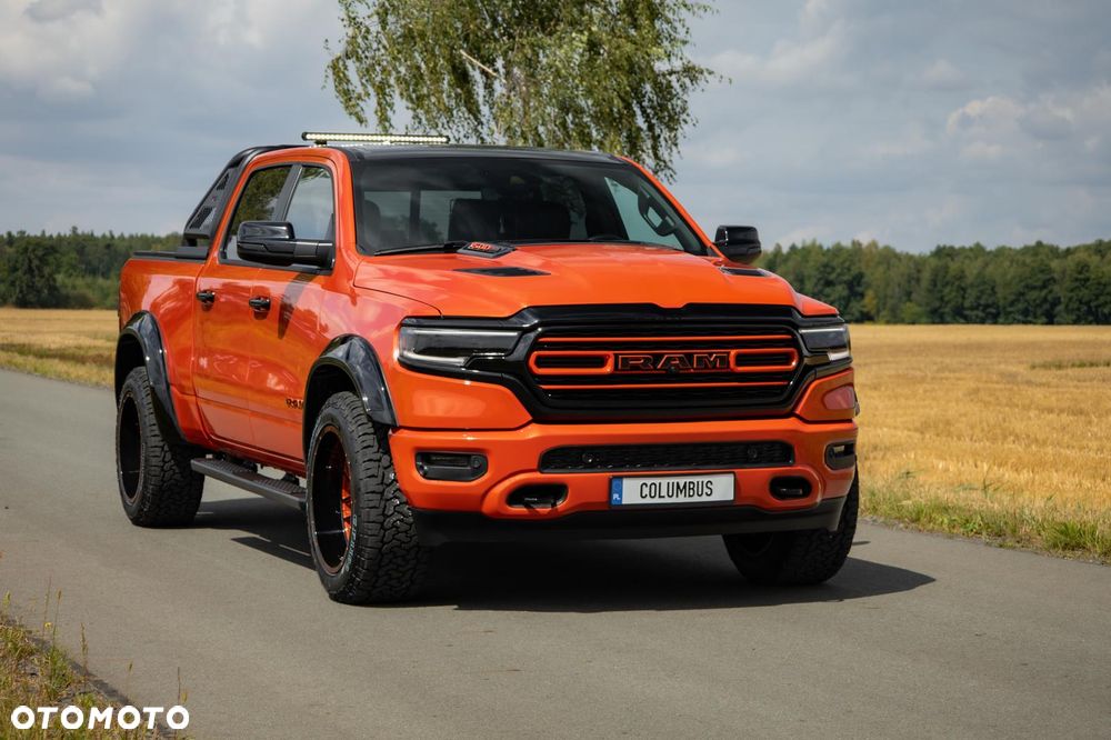 RAM 1500 5.7 Crew Cab Longbed Laramie Black - 28