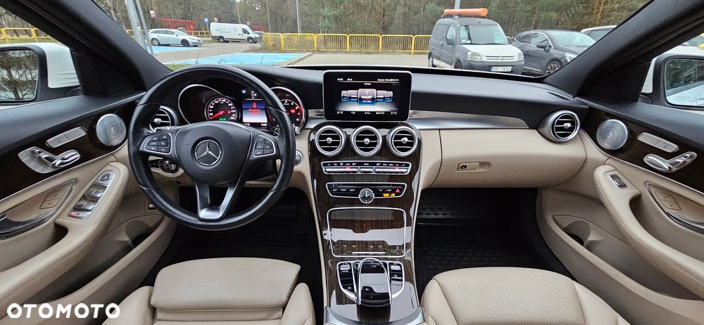 Mercedes-Benz Klasa C 300 9G-TRONIC Avantgarde - 19