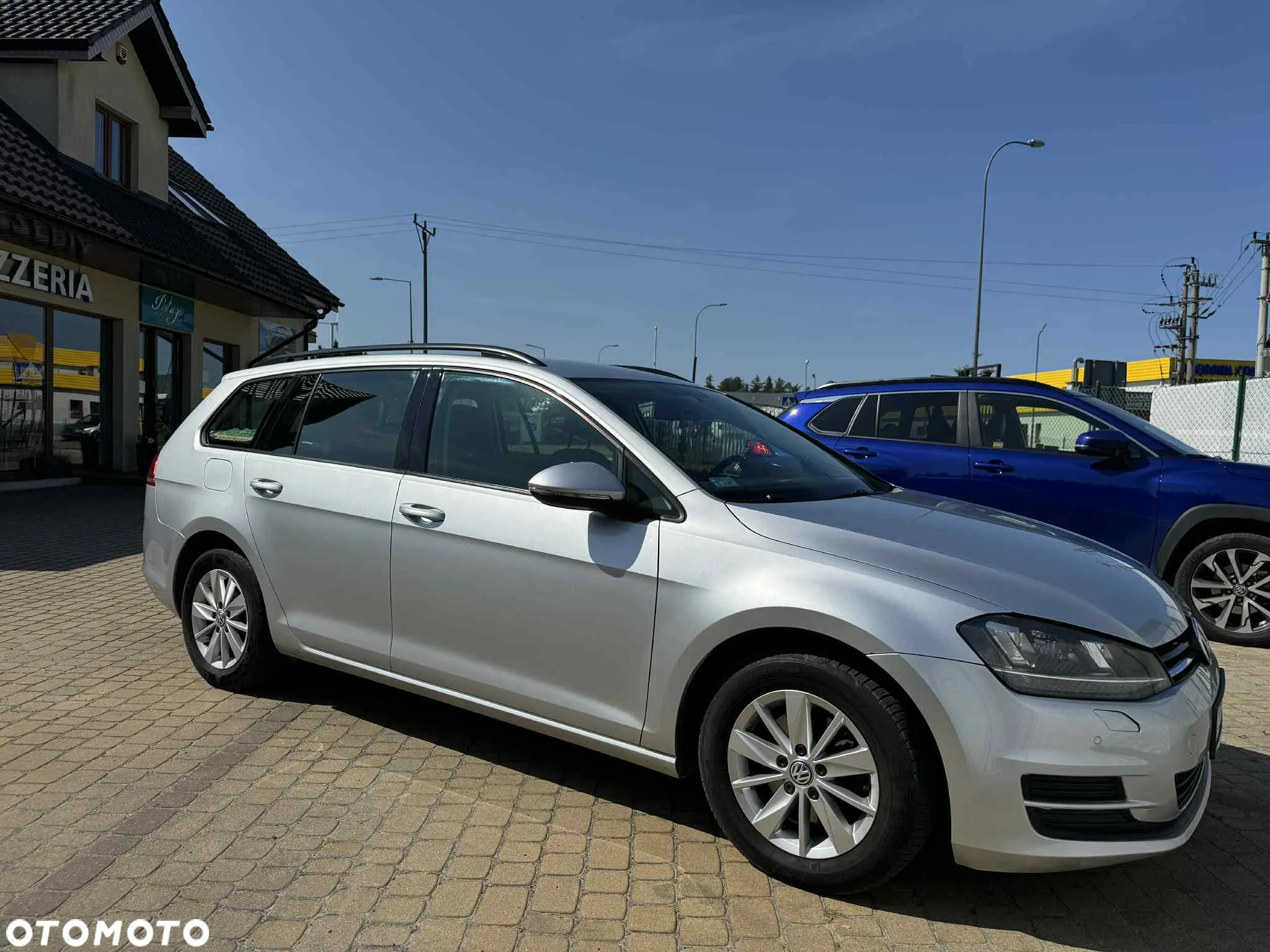 Volkswagen Golf - 4