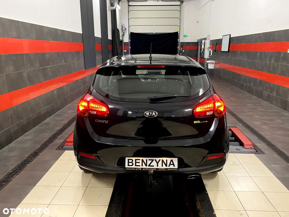 Kia Ceed 1.6 GDI Platinum Edition - 10